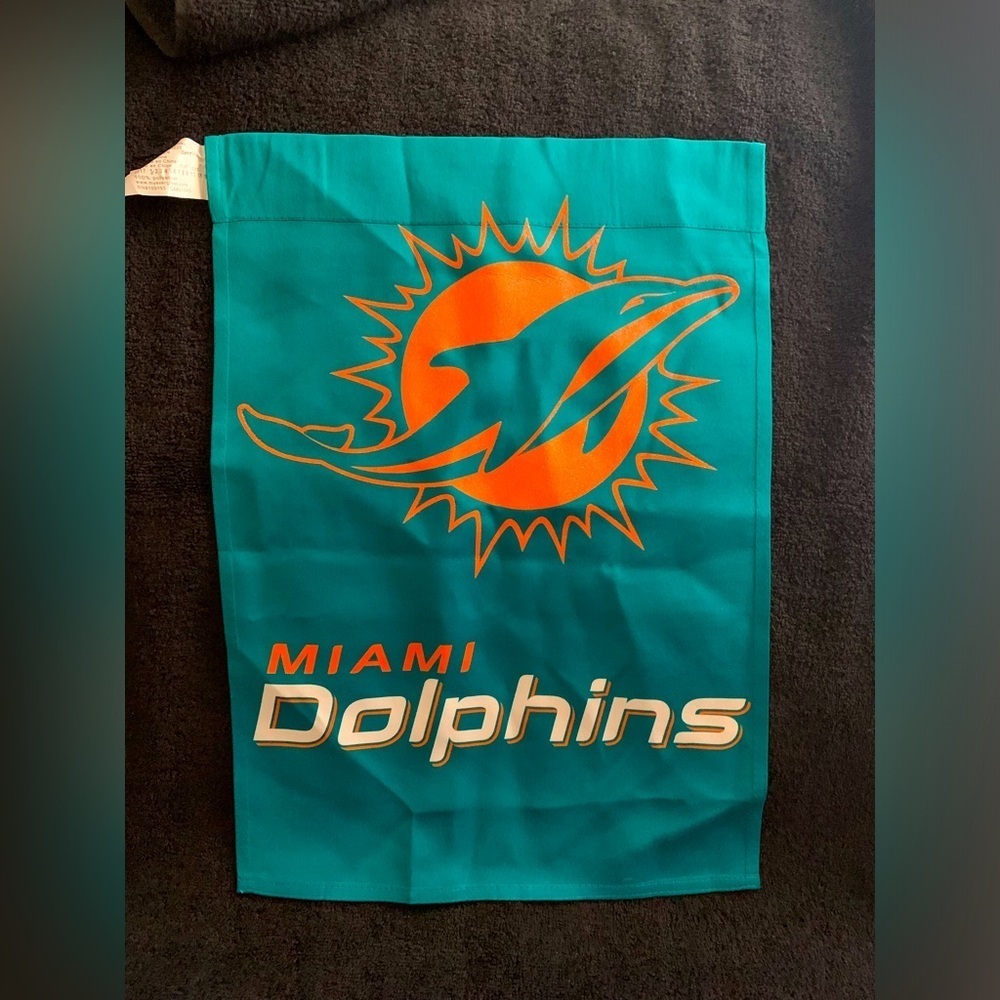 New 2017 NFL Miami Dolphins Garden Flag 
13 x 18 Double-sided